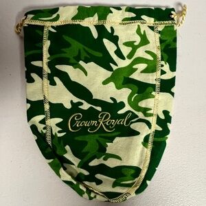 Crown Royal Green Camouflage Limited Edition Bag Camo Army Gift Bags Holder